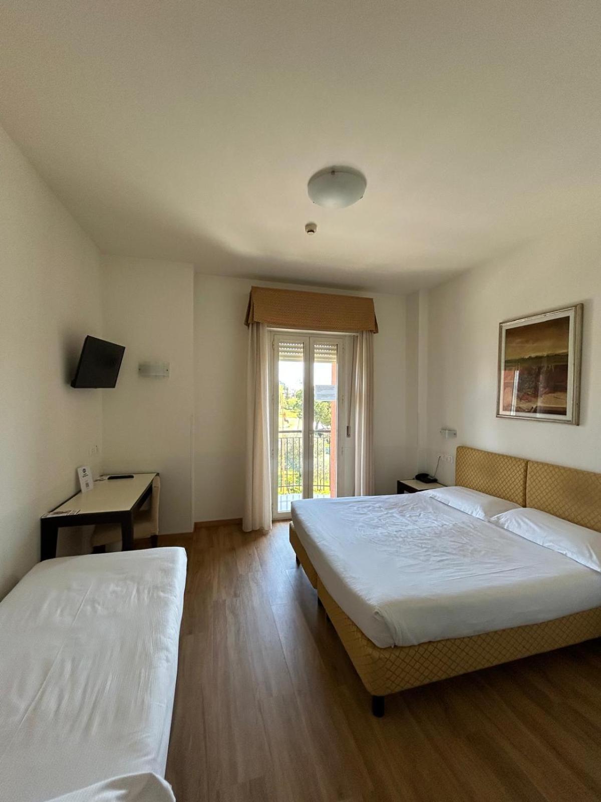 Best Western Cesena Hotel Extérieur photo