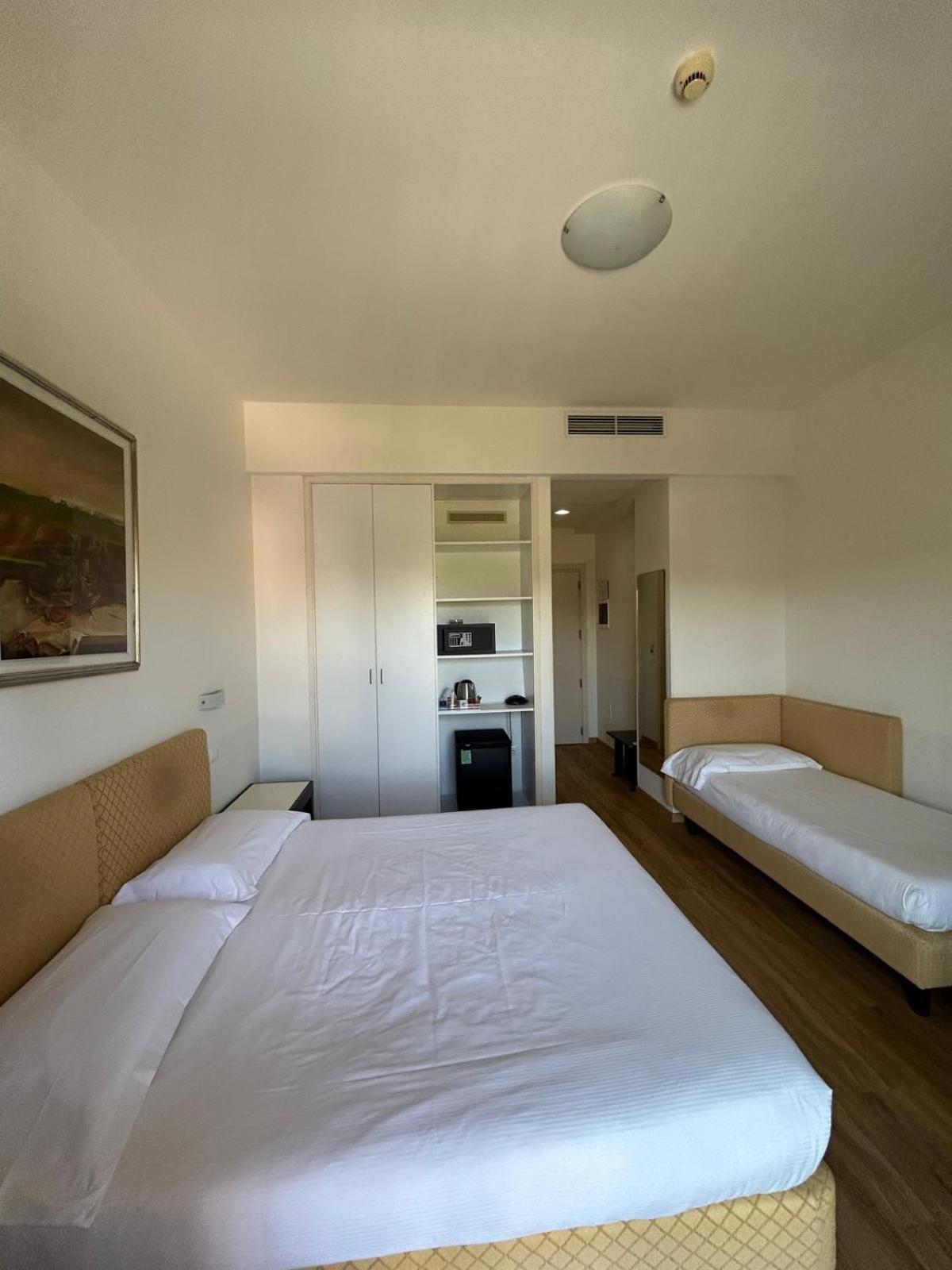 Best Western Cesena Hotel Extérieur photo