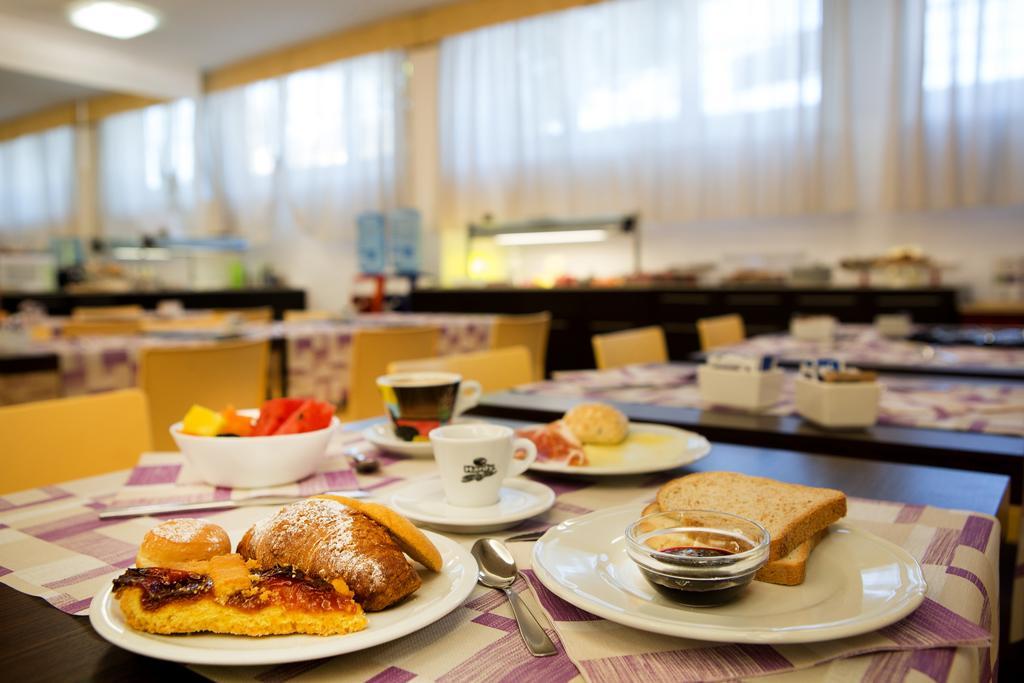 Best Western Cesena Hotel Extérieur photo